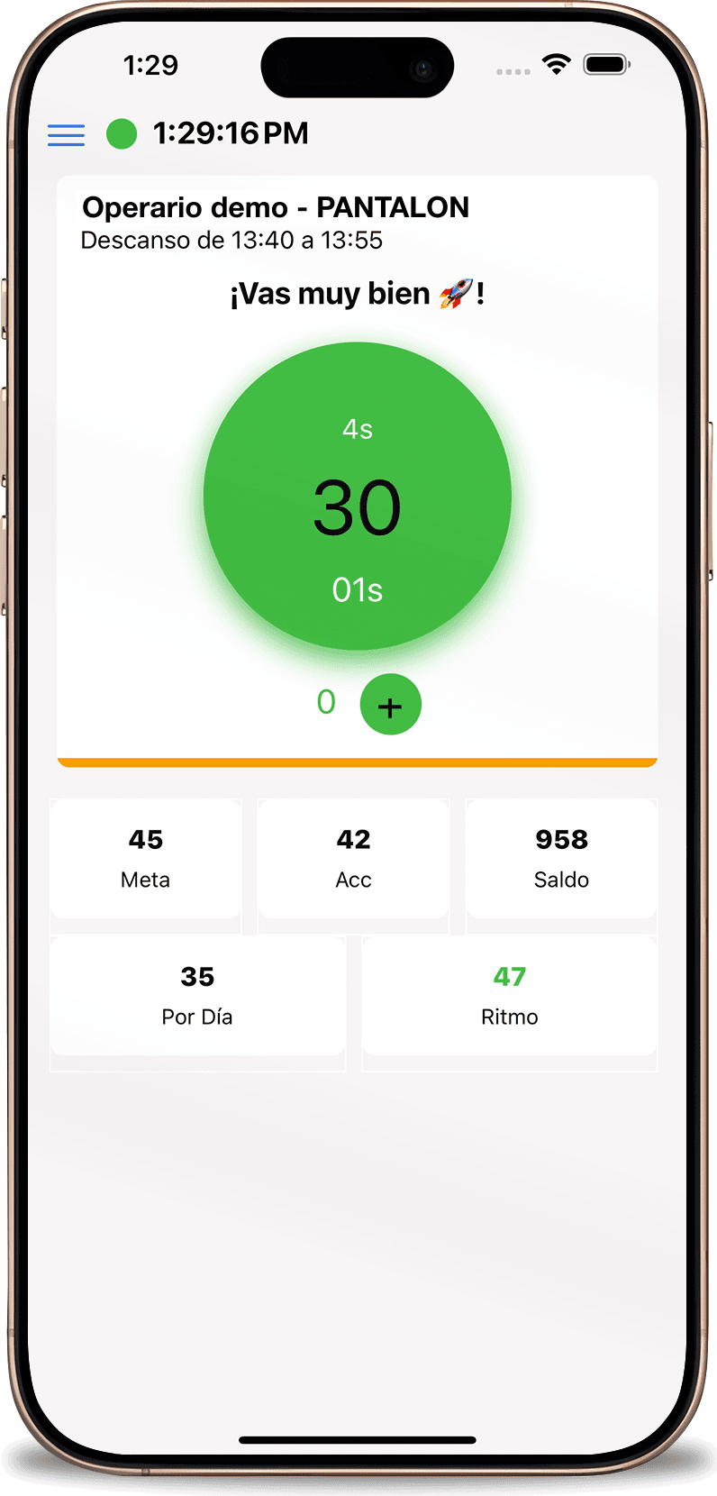 La app del operario en verde: el operario registra su propia producción de la hora y el semáforo le confirma que va al ritmo de la meta.